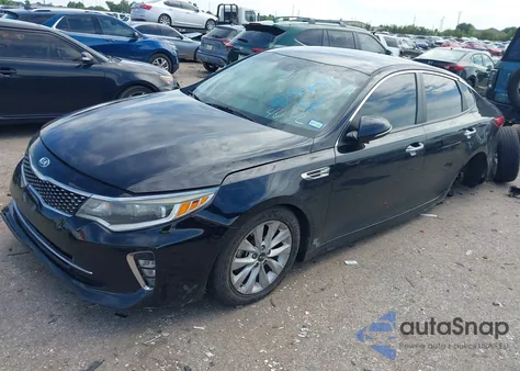 2018 Kia Optima S из США, поврежденный, VIN 5XXGT4L33JG214032